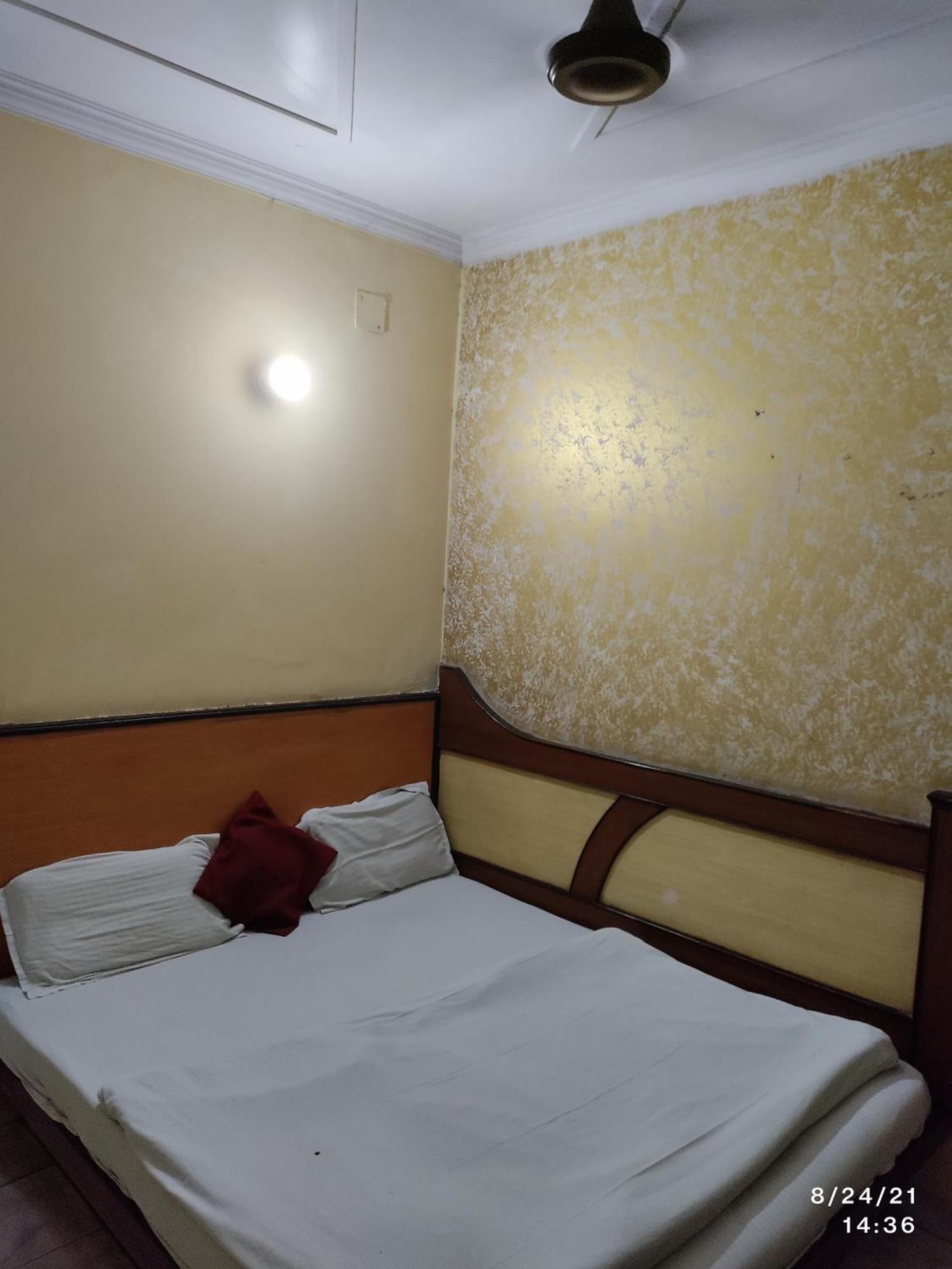 Hotel O Anchal Dx New Delhi Buitenkant foto