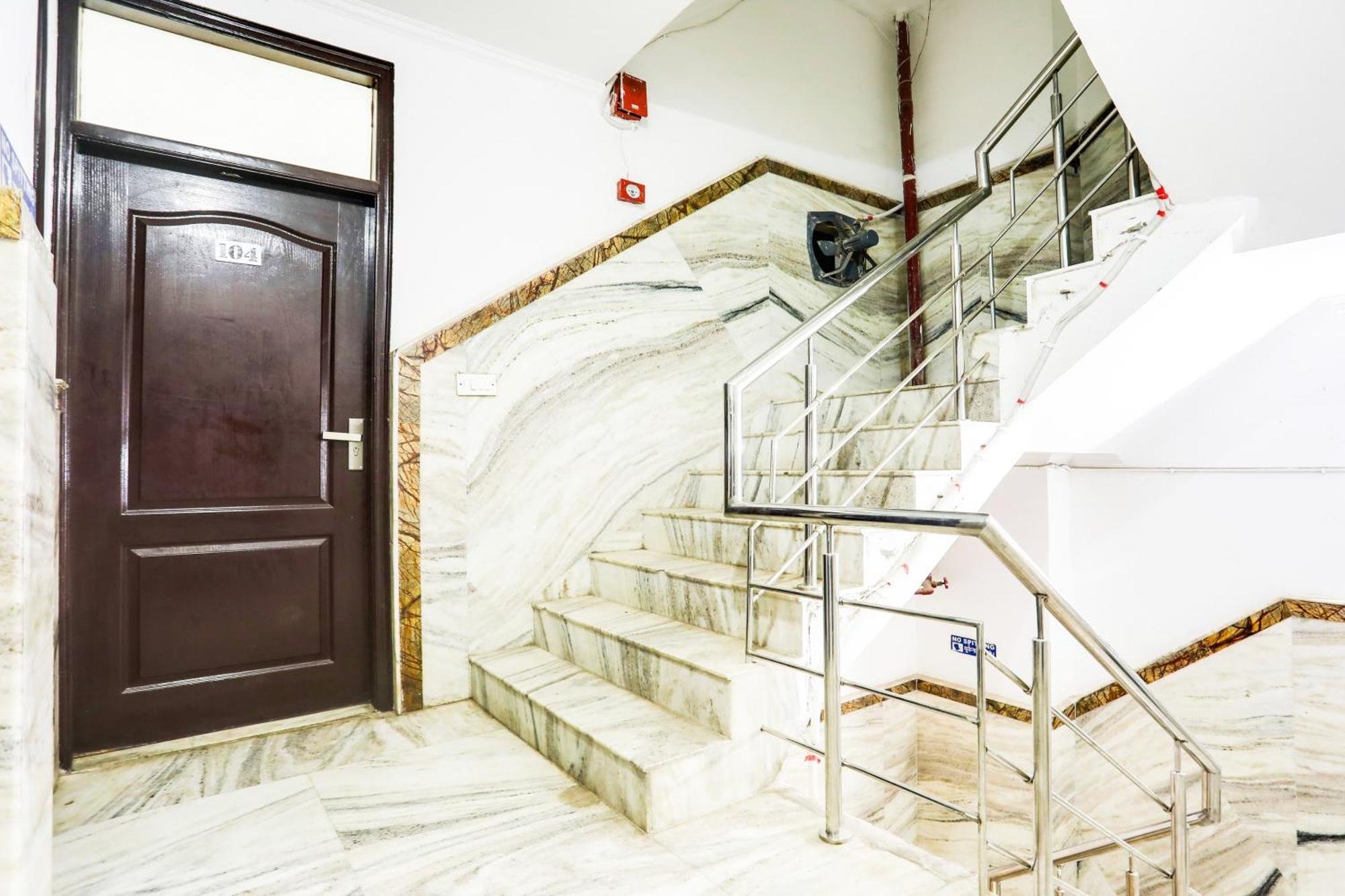 Hotel O Anchal Dx New Delhi Buitenkant foto